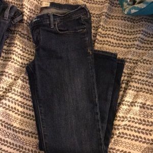 Hollister Capri crop size 5